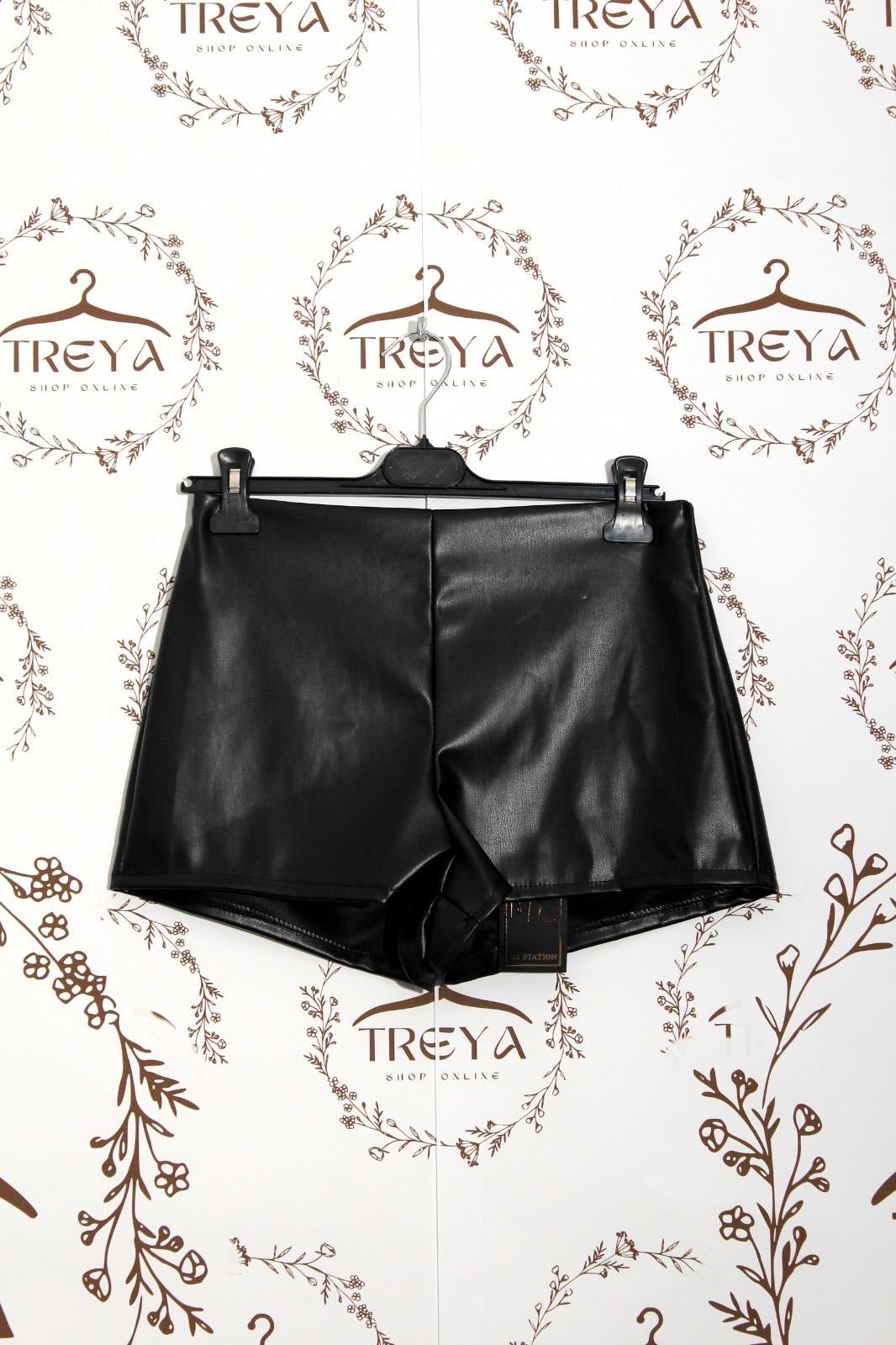 Shorts effetto pelle